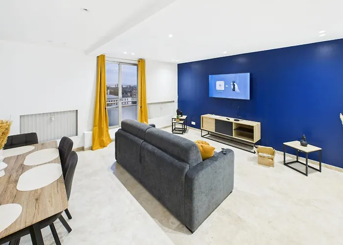 Le Joffre - Au Pied De La Gare Troyes